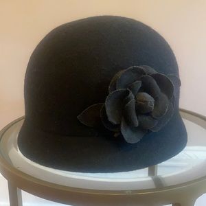 Lovely Vintage Wool Hat